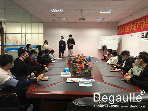 戴高乐<a href='/product/product-0001,0007.shtml' class='keys' title='点击查看关于泳池设备的相关信息' target='_blank'>泳池设备</a>厂家